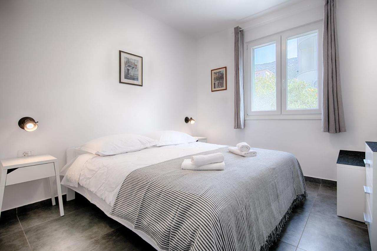 Apartmani Dule Komiža Eksteriør bilde