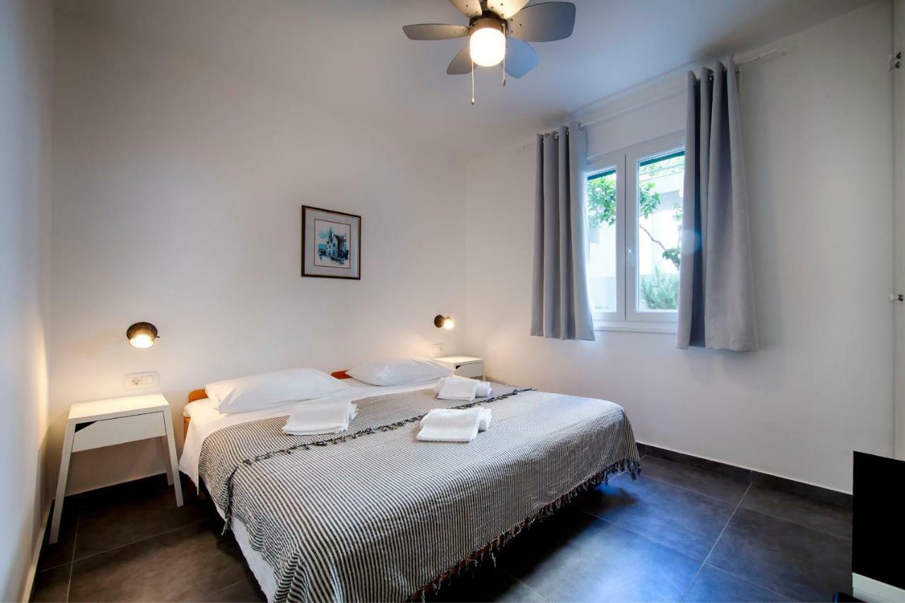 Apartmani Dule Komiža Eksteriør bilde